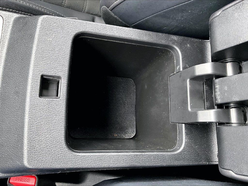 Used 2024 Mitsubishi Outlander SE FWD image 31
