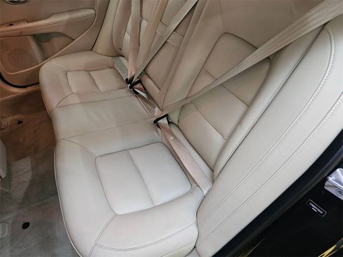 Used 2015 Volvo S80 T6 w/ Climate Package image 17