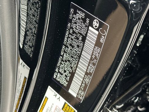 New 2026 Toyota Prius SE image 31