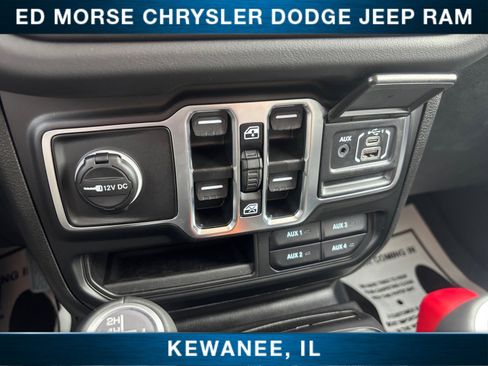 New 2025 Jeep Gladiator Sport image 27