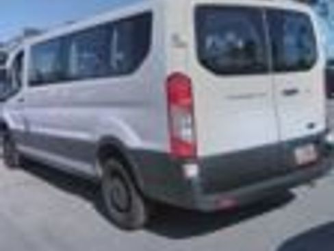 Used 2023 Ford Transit 350 XLT image 21