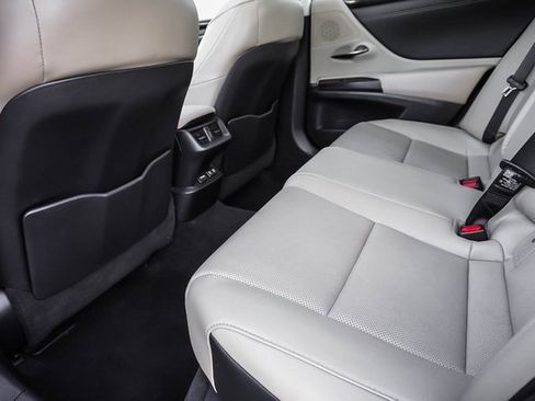 Certified 2021 Lexus ES 350 w/ Premium Package image 21