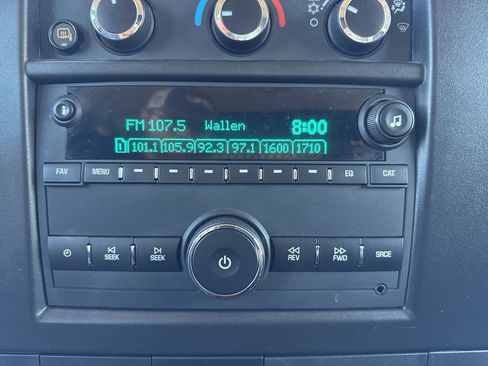 Used 2023 Chevrolet Express 2500 w/ Driver Convenience Package image 15