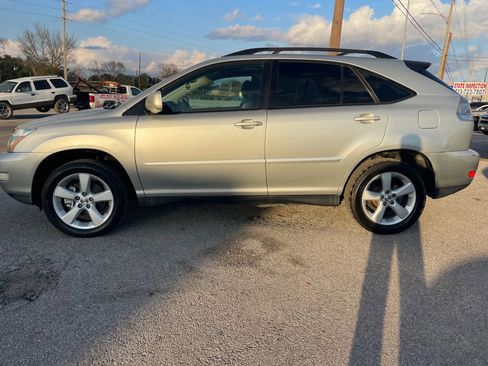 Used 2005 Lexus RX 330 image 2
