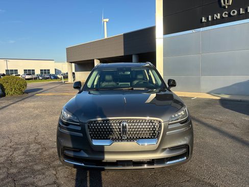 Certified 2024 Lincoln Aviator Reserve w/ Elements Package Plus image 2