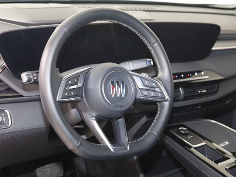 Used 2025 Buick Enclave Sport Touring FWD image 6