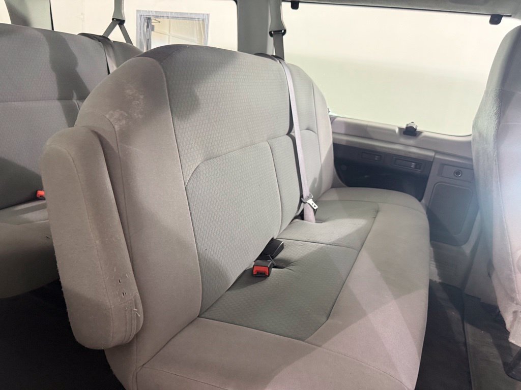 Used 2012 Ford E-350 and Econoline 350 XL RWD image 21