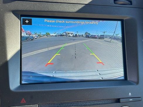 Used 2017 Lincoln Navigator Select image 23