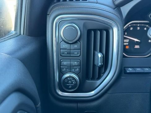 Used 2019 GMC Sierra 1500 AT4 w/ AT4 Premium Package AWD/4WD image 28