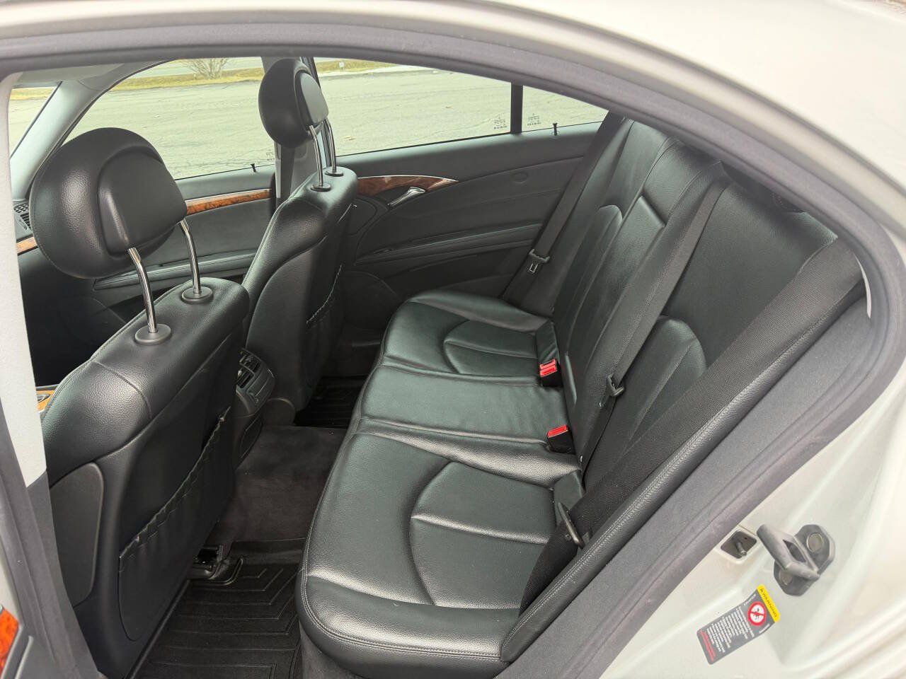 Used 2005 Mercedes-Benz E 320 4MATIC Sedan image 12