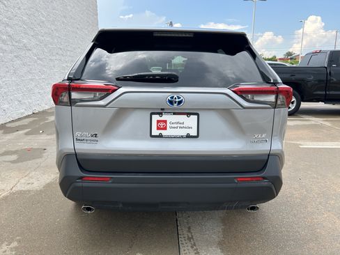 Certified 2023 Toyota RAV4 XLE Premium AWD/4WD image 5