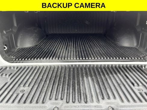 Used 2022 RAM 1500 Laramie AWD/4WD image 18