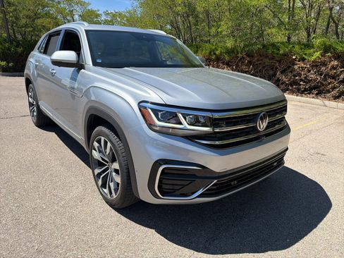 Used 2023 Volkswagen Atlas Cross Sport SEL Premium R-Line AWD/4WD image 20