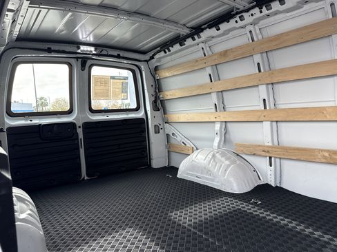 Used 2024 Chevrolet Express 2500 w/ Driver Convenience Package image 34