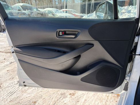 Used 2025 Toyota Corolla LE image 18