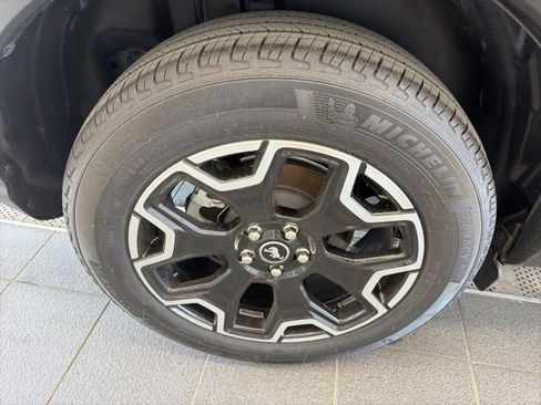 Certified 2025 Ford Bronco Sport Outer Banks w/ Outer Banks Tech Package+ AWD/4WD image 6