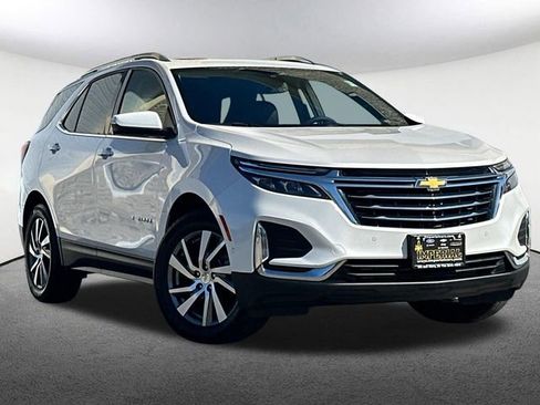 Used 2023 Chevrolet Equinox Premier AWD/4WD image 2