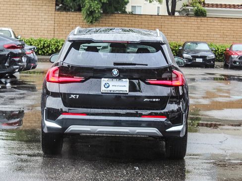 Certified 2025 BMW X1 xDrive28i w/ Convenience Package image 5