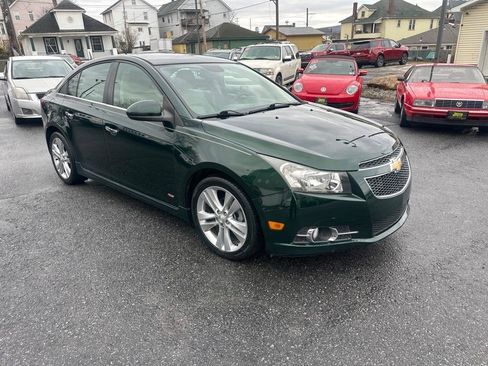 Used 2014 Chevrolet Cruze LTZ w/ RS Package FWD image 2