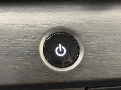 Used 2025 Nissan Ariya AWD image 23