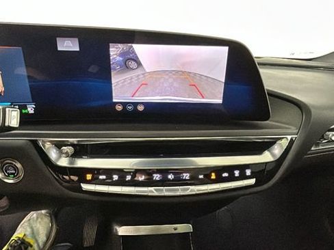 Used 2024 Cadillac Lyriq Tech RWD image 25