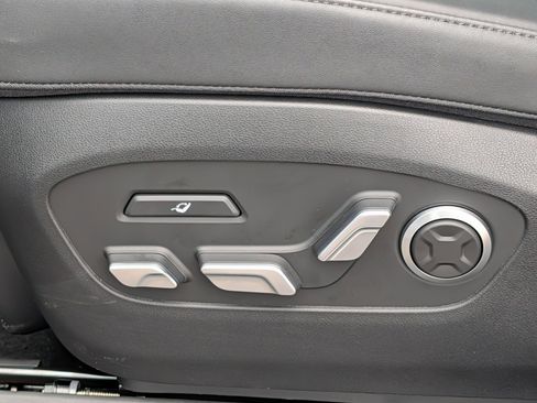 New 2026 Hyundai Ioniq 9 Limited image 14