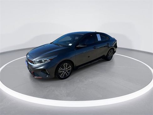 Used 2022 Kia Forte GT-Line w/ GT-Line Premium Package image 5