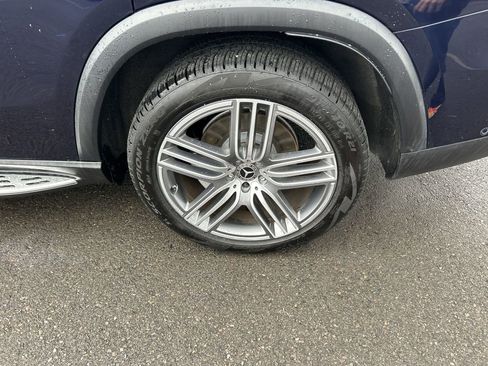 Used 2022 Mercedes-Benz GLS 450 4MATIC image 32