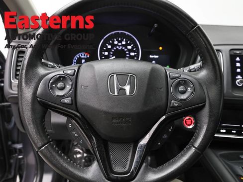 Used 2021 Honda HR-V EX-L image 10