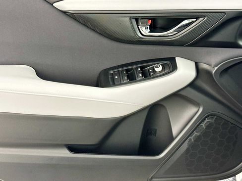 Certified 2025 Subaru Outback Premium w/ Popular Package #1A image 17