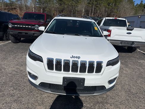 Used 2019 Jeep Cherokee Limited image 2