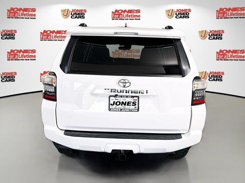 Used 2024 Toyota 4Runner SR5 Premium w/ Moonroof Package AWD/4WD image 16