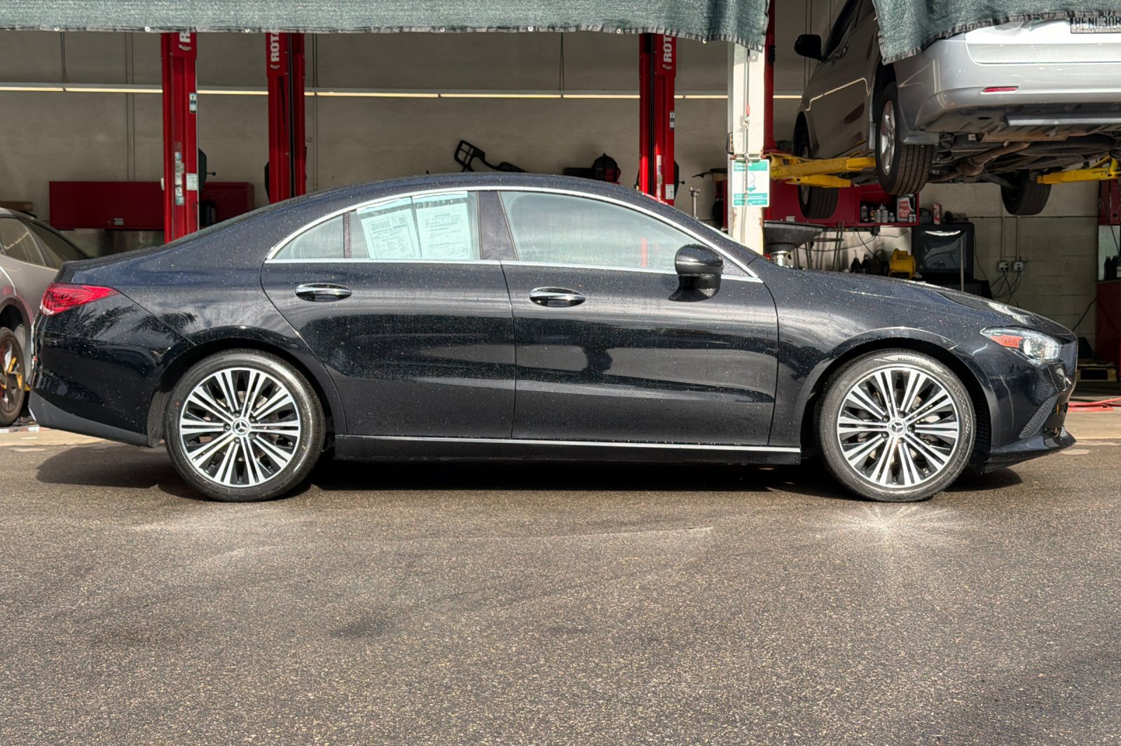 Used 2023 Mercedes-Benz CLA 250 w/ Premium Package image 3