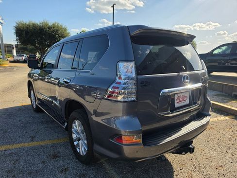 Used 2017 Lexus GX 460 Premium w/ Premium Package AWD/4WD image 7