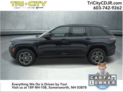 Used 2024 Jeep Grand Cherokee Trailhawk w/ Luxury Tech Group III image 2