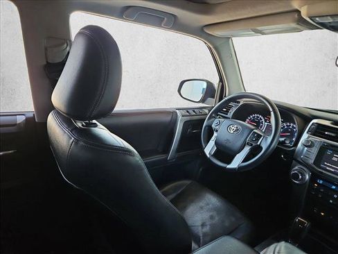 Used 2014 Toyota 4Runner Limited RWD image 2