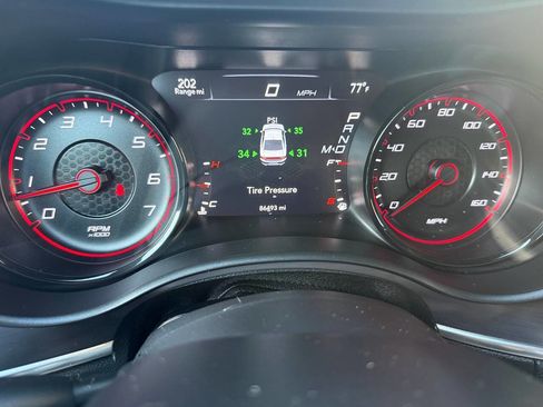 Used 2017 Dodge Charger R/T w/ Blacktop Package image 26