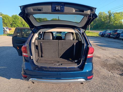 Used 2017 Dodge Journey Crossroad AWD/4WD image 4