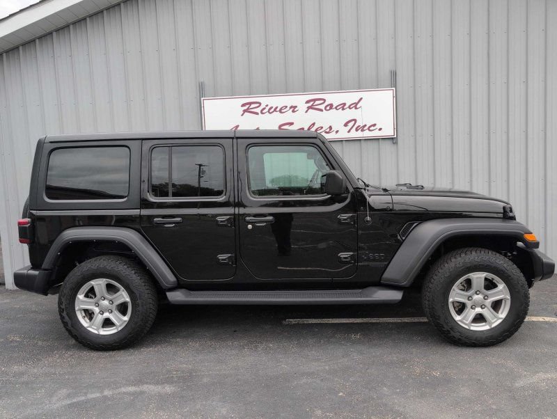 Used 2021 Jeep Wrangler Unlimited Sport AWD/4WD image 5