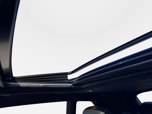 Used 2021 Dodge Challenger SRT Hellcat image 15