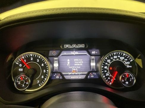 Used 2023 RAM 1500 Laramie AWD/4WD image 13