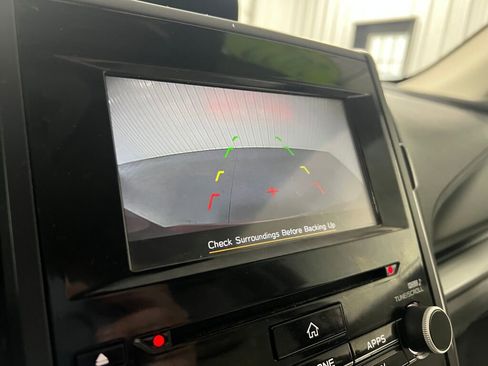 Used 2022 Subaru Forester Premium image 9