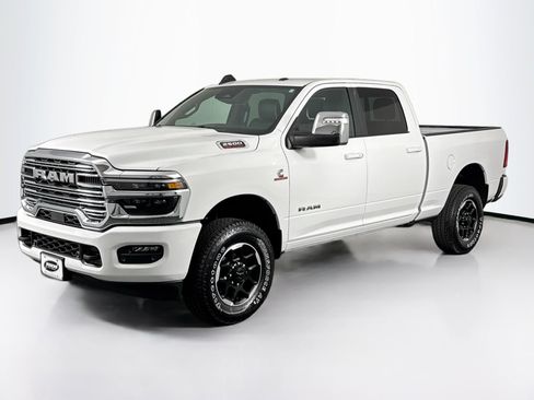 Used 2026 RAM 2500 Laramie AWD/4WD image 6