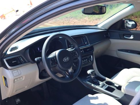 Used 2016 Kia Optima LX FWD image 7