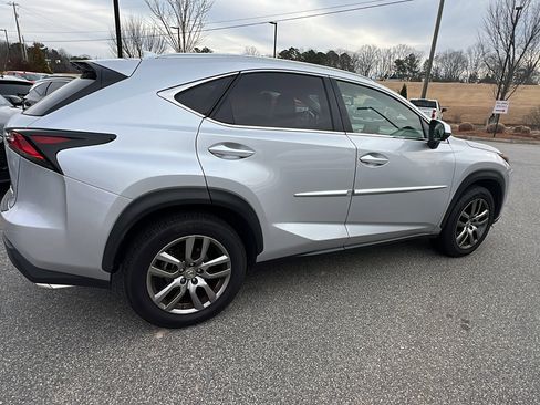 Used 2016 Lexus NX 200t FWD image 8