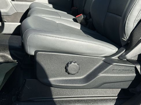 New 2026 Ford F550 4x4 Regular Cab Super Duty image 15