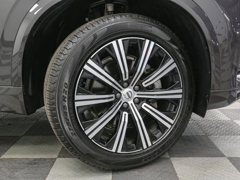 Used 2024 Volvo XC90 B5 Core w/ Climate Package image 17