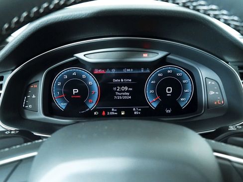 New 2025 Audi Q7 3.0T Prestige image 27