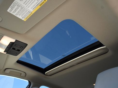 Used 2024 Nissan Altima 2.5 SL image 12