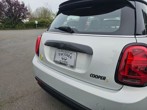 Used 2023 MINI Cooper SE FWD image 17